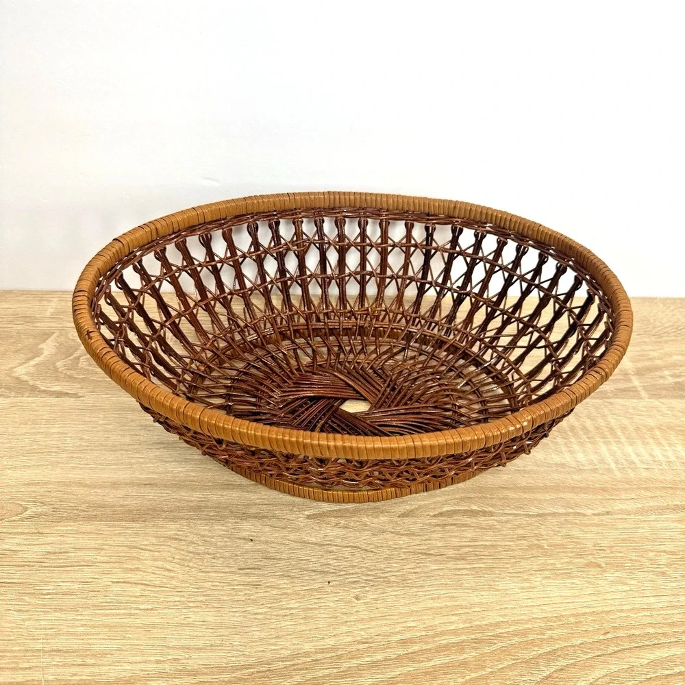 Round Woven Rattan Wicker Basket Bowl Brown Boho Fruit Bread Centerpiece
